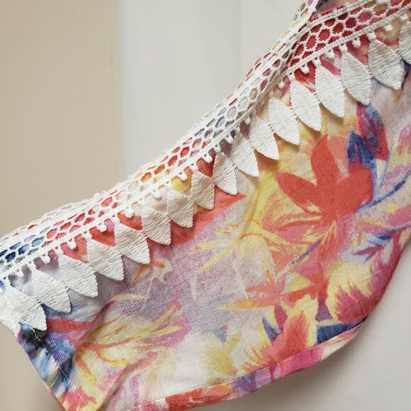 Studio Works Women’s 1X Blouse Multicolor Floral Cold Shoulder Embellished NWOT - Picture 10 of 11